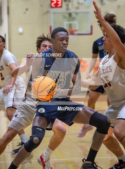 Thumbnail 3 in Mater Dei Catholic vs Mission Hills (CIF SDS Division 1 Round 1) photogallery.