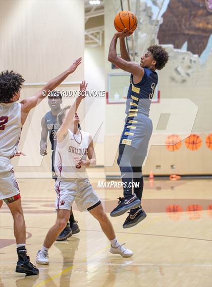 Thumbnail 3 in Mater Dei Catholic vs Mission Hills (CIF SDS Division 1 Round 1) photogallery.
