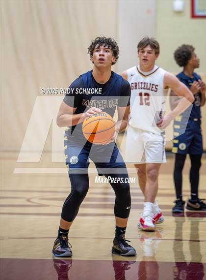 Thumbnail 2 in Mater Dei Catholic vs Mission Hills (CIF SDS Division 1 Round 1) photogallery.