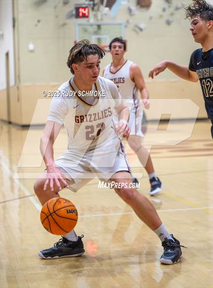 Thumbnail 2 in Mater Dei Catholic vs Mission Hills (CIF SDS Division 1 Round 1) photogallery.