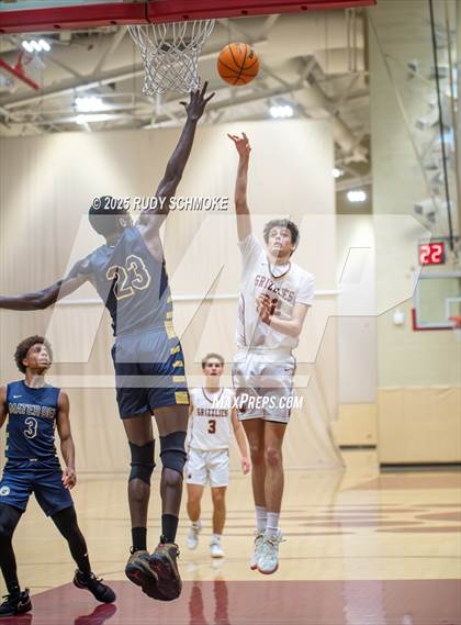 Thumbnail 3 in Mater Dei Catholic vs Mission Hills (CIF SDS Division 1 Round 1) photogallery.