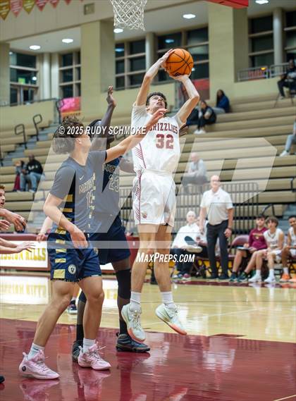 Thumbnail 3 in Mater Dei Catholic vs Mission Hills (CIF SDS Division 1 Round 1) photogallery.