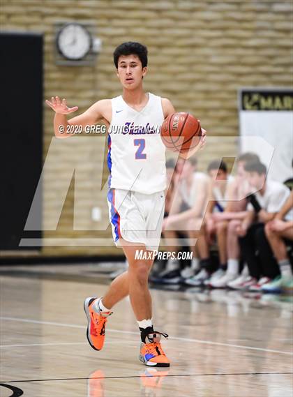 Thumbnail 3 in Tamalpais Boys Basketball (Extending the Season) photogallery.