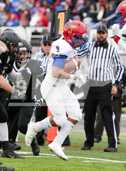Thumbnail 1 in Jeannette vs. Homer-Center (PIAA 1A Championship) photogallery.