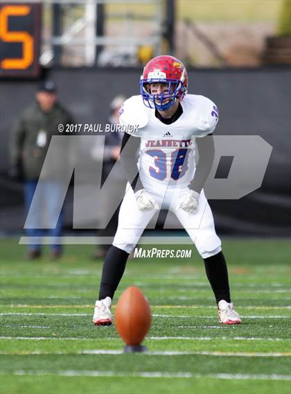 Thumbnail 1 in Jeannette vs. Homer-Center (PIAA 1A Championship) photogallery.