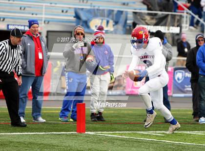Thumbnail 2 in Jeannette vs. Homer-Center (PIAA 1A Championship) photogallery.