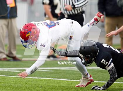 Thumbnail 2 in Jeannette vs. Homer-Center (PIAA 1A Championship) photogallery.