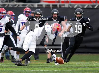 Thumbnail 1 in Jeannette vs. Homer-Center (PIAA 1A Championship) photogallery.