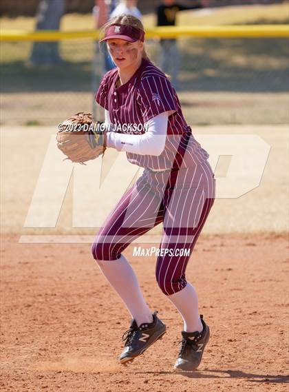 Thumbnail 2 in Elko vs Pahrump Valley (Sherm Bennett Memorial Tournament) photogallery.