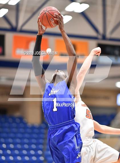 Thumbnail 2 in Brandeis vs Jay [John] photogallery.