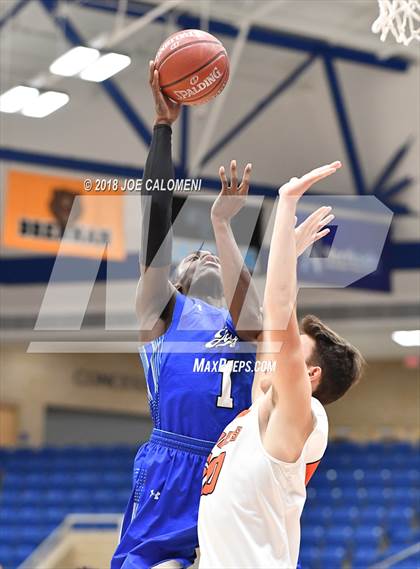 Thumbnail 1 in Brandeis vs Jay [John] photogallery.