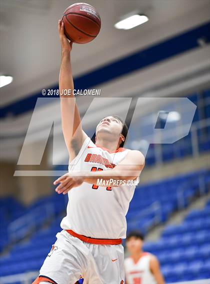 Thumbnail 1 in Brandeis vs Jay [John] photogallery.