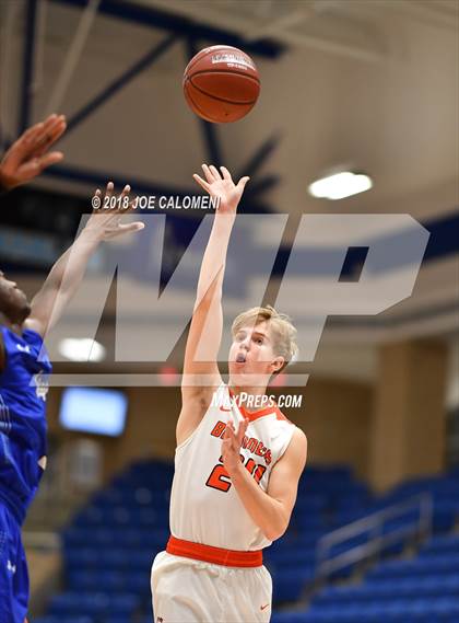Thumbnail 1 in Brandeis vs Jay [John] photogallery.