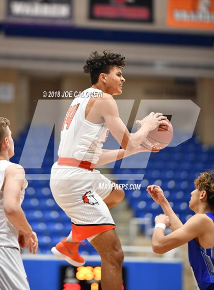 Thumbnail 2 in Brandeis vs Jay [John] photogallery.