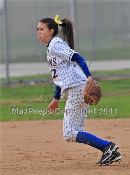 Thumbnail 2 in Canyon @ Fountain Valley photogallery.
