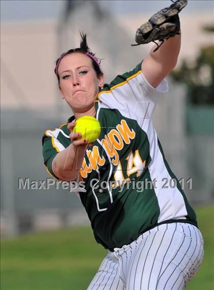 Thumbnail 2 in Canyon @ Fountain Valley photogallery.