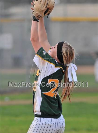 Thumbnail 3 in Canyon @ Fountain Valley photogallery.