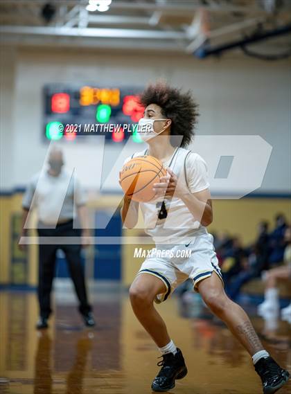 Thumbnail 1 in Terry Sanford @ E.E. Smith photogallery.