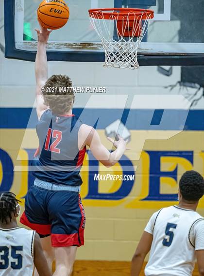 Thumbnail 2 in Terry Sanford @ E.E. Smith photogallery.