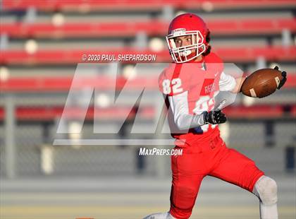 Thumbnail 2 in Eaton vs. Lamar (CHSAA 2A Final) photogallery.