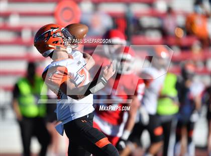 Thumbnail 2 in Eaton vs. Lamar (CHSAA 2A Final) photogallery.