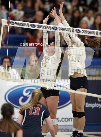 Thumbnail 3 in Ventura vs. Beckman (CIF-SS D2 Final) photogallery.