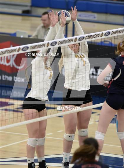 Thumbnail 3 in Ventura vs. Beckman (CIF-SS D2 Final) photogallery.