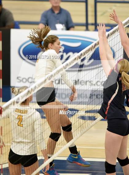 Thumbnail 2 in Ventura vs. Beckman (CIF-SS D2 Final) photogallery.