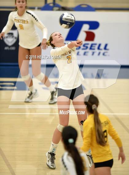 Thumbnail 3 in Ventura vs. Beckman (CIF-SS D2 Final) photogallery.