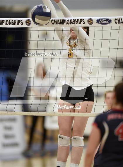 Thumbnail 2 in Ventura vs. Beckman (CIF-SS D2 Final) photogallery.