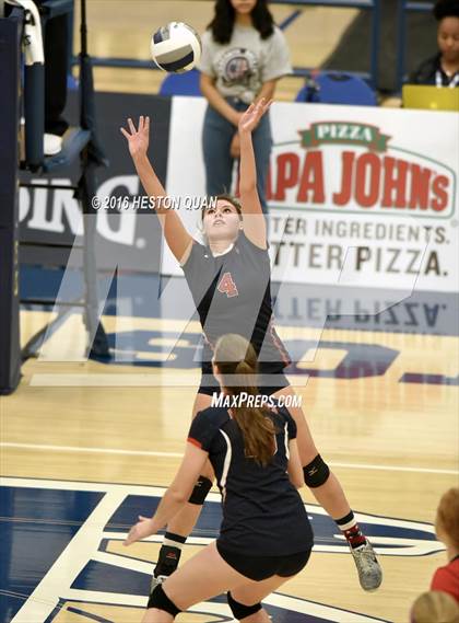 Thumbnail 2 in Ventura vs. Beckman (CIF-SS D2 Final) photogallery.