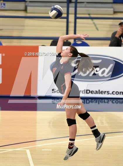Thumbnail 2 in Ventura vs. Beckman (CIF-SS D2 Final) photogallery.