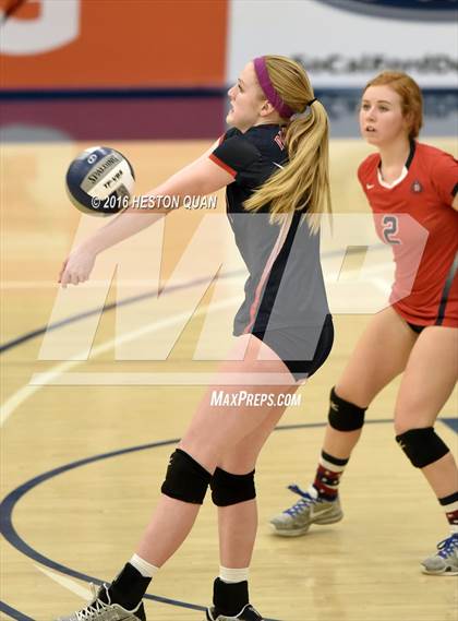 Thumbnail 1 in Ventura vs. Beckman (CIF-SS D2 Final) photogallery.