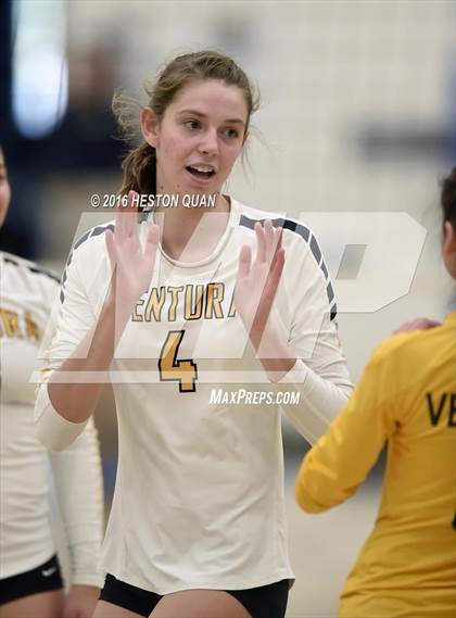 Thumbnail 3 in Ventura vs. Beckman (CIF-SS D2 Final) photogallery.