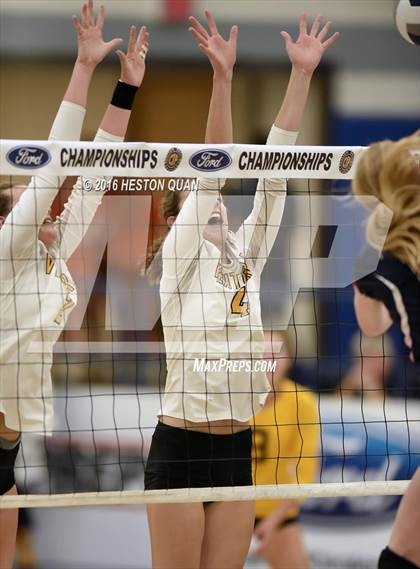 Thumbnail 2 in Ventura vs. Beckman (CIF-SS D2 Final) photogallery.