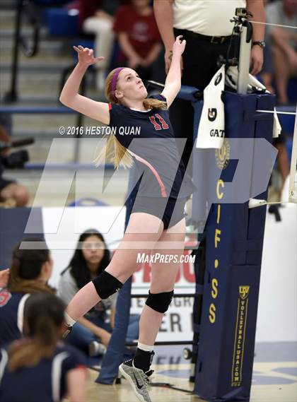 Thumbnail 3 in Ventura vs. Beckman (CIF-SS D2 Final) photogallery.