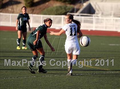 Thumbnail 1 in Chino Hills vs. Claremont (Claremont Holiday Tournament) photogallery.