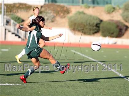 Thumbnail 2 in Chino Hills vs. Claremont (Claremont Holiday Tournament) photogallery.