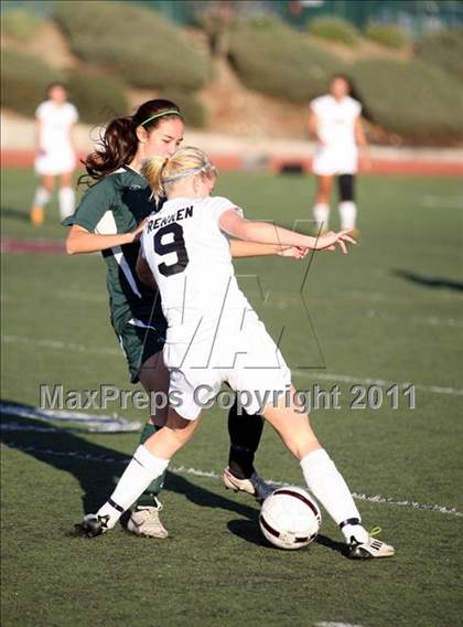 Thumbnail 3 in Chino Hills vs. Claremont (Claremont Holiday Tournament) photogallery.