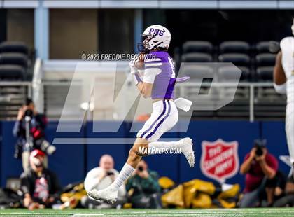 Thumbnail 3 in South Oak Cliff @ Port Neches-Groves (UIL 5A D2 Football Final) photogallery.