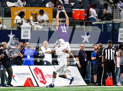 Thumbnail 1 in South Oak Cliff @ Port Neches-Groves (UIL 5A D2 Football Final) photogallery.