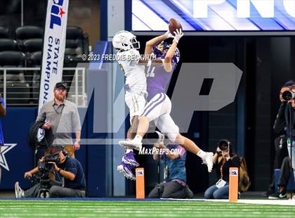 Thumbnail 2 in South Oak Cliff @ Port Neches-Groves (UIL 5A D2 Football Final) photogallery.