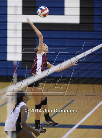Thumbnail 2 in Zion-Benton @ Lake Park photogallery.