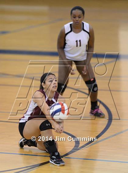 Thumbnail 3 in Zion-Benton @ Lake Park photogallery.