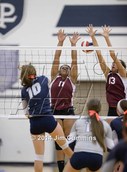 Thumbnail 2 in Zion-Benton @ Lake Park photogallery.