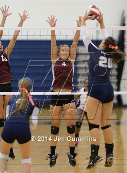 Thumbnail 3 in Zion-Benton @ Lake Park photogallery.
