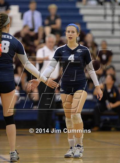 Thumbnail 1 in Zion-Benton @ Lake Park photogallery.