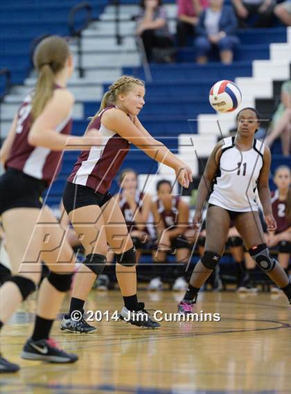 Thumbnail 2 in Zion-Benton @ Lake Park photogallery.