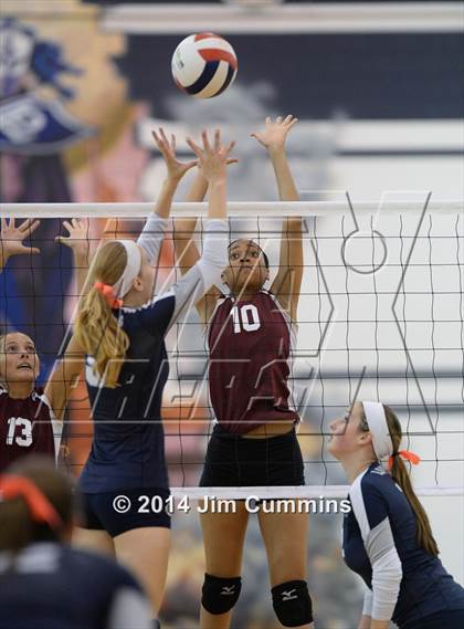 Thumbnail 3 in Zion-Benton @ Lake Park photogallery.