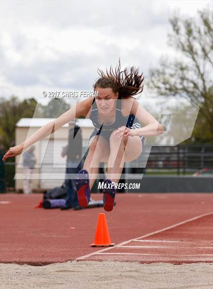 Thumbnail 3 in Coronado Cougar Invitational photogallery.
